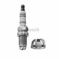 Свеча зажигания для Renault Dokker 2012> 0 242 240 566 Bosch